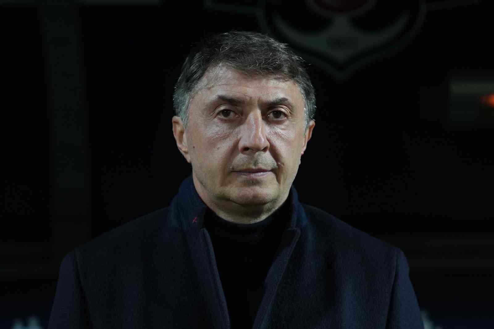 trendyol super lig kasimpasa 0 rams basaksehir 0 mac devam ediyor 7 fWDKPq9z