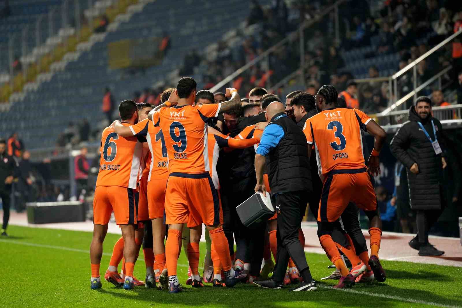 trendyol super lig kasimpasa 0 rams basaksehir 2 ilk yari 14 4vzZtOGV