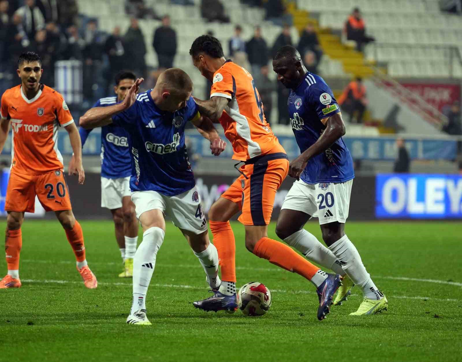 trendyol super lig kasimpasa 0 rams basaksehir 2 ilk yari 26 LzWXQWCu