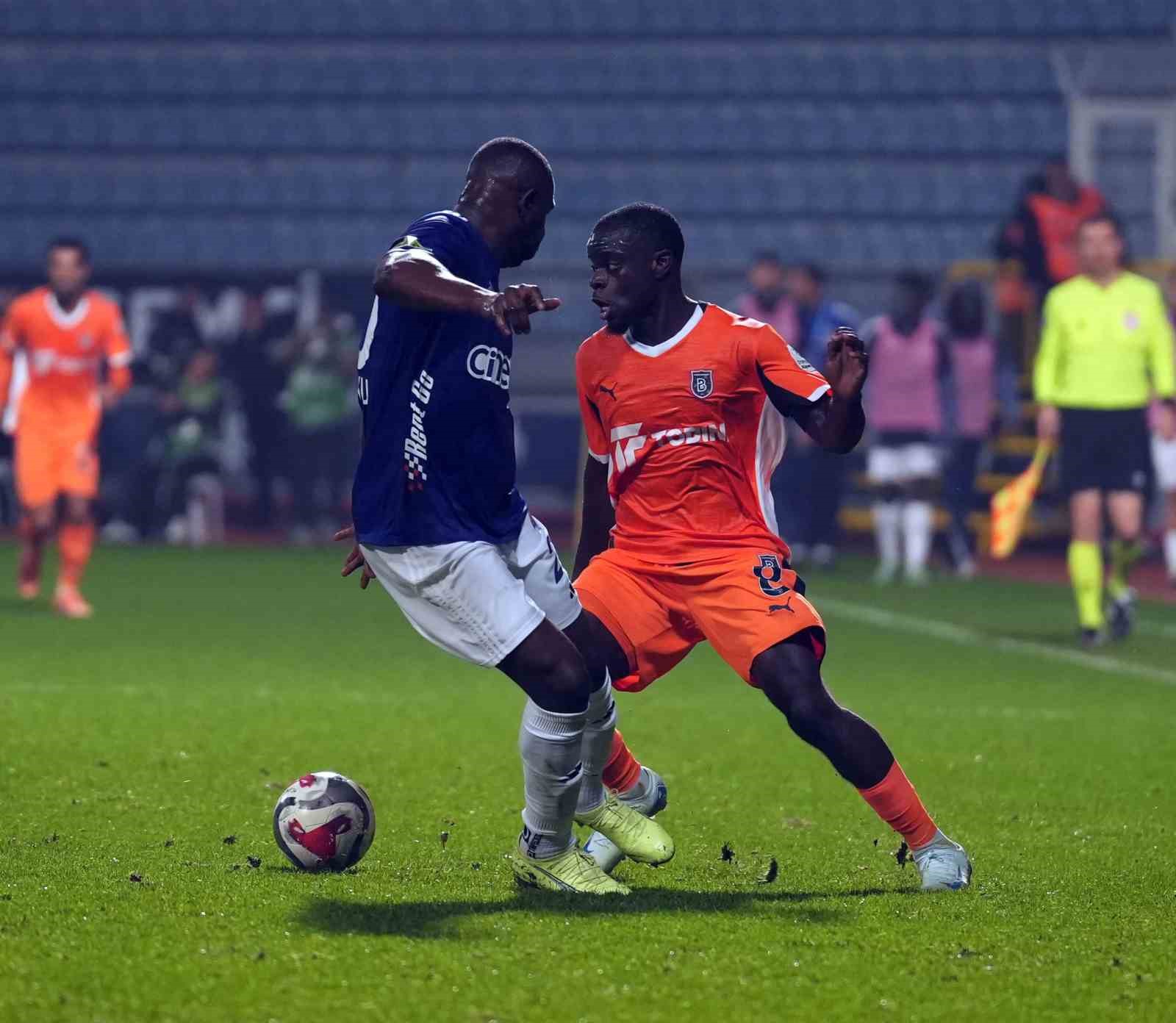 trendyol super lig kasimpasa 0 rams basaksehir 2 ilk yari 27