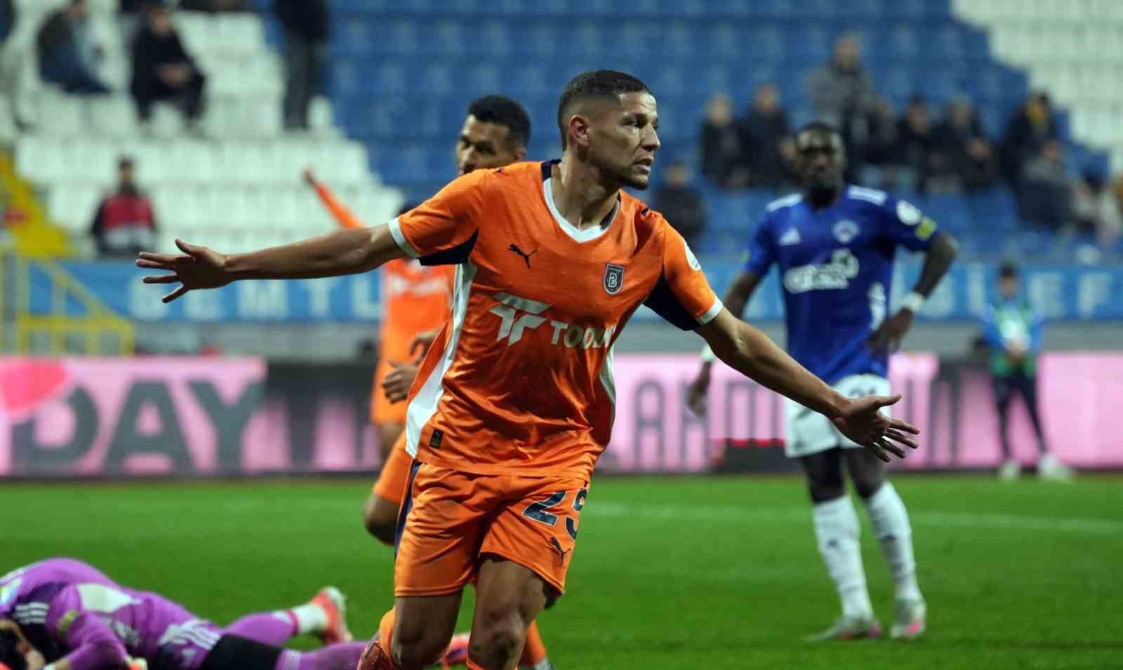 trendyol super lig kasimpasa 0 rams basaksehir 2 ilk yari 30 HDhLb2fC
