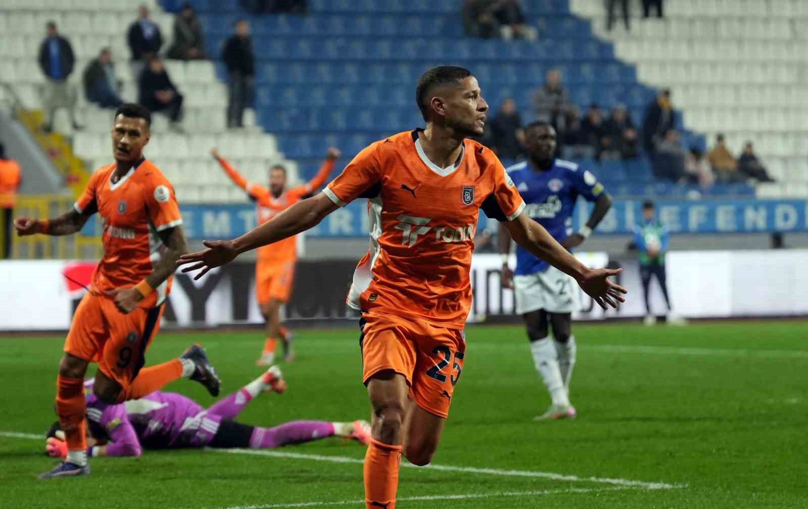 trendyol super lig kasimpasa 0 rams basaksehir 2 ilk yari 31 FTkiVYHY
