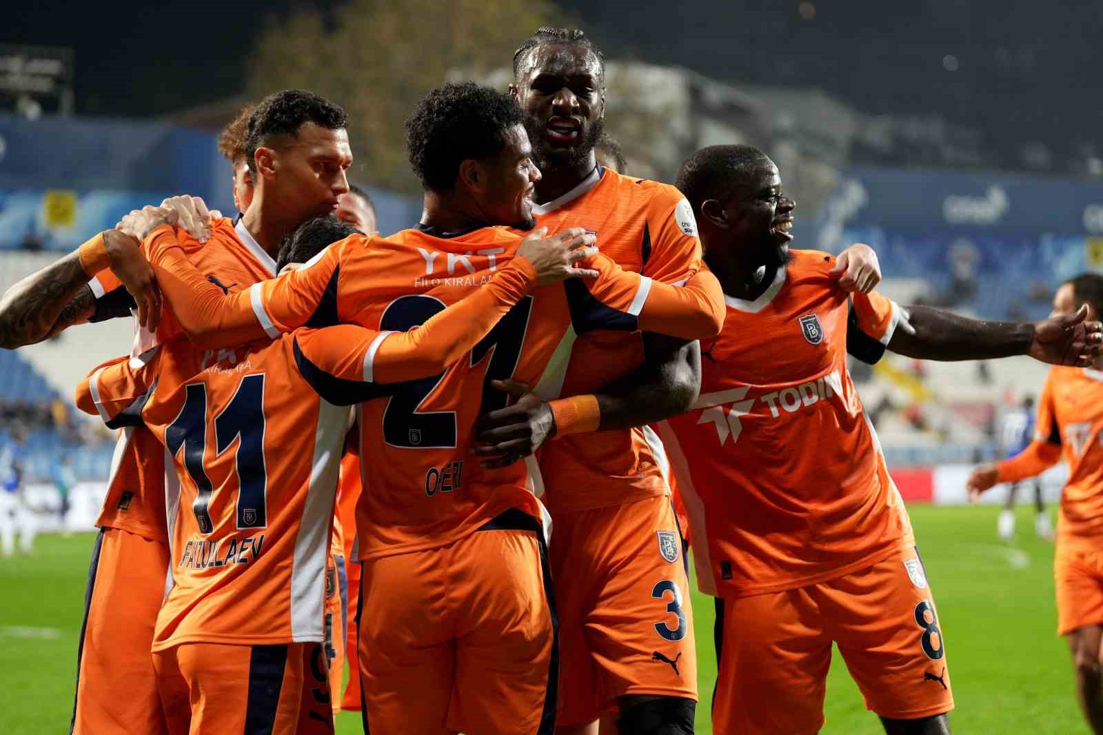 trendyol super lig kasimpasa 0 rams basaksehir 2 ilk yari 9