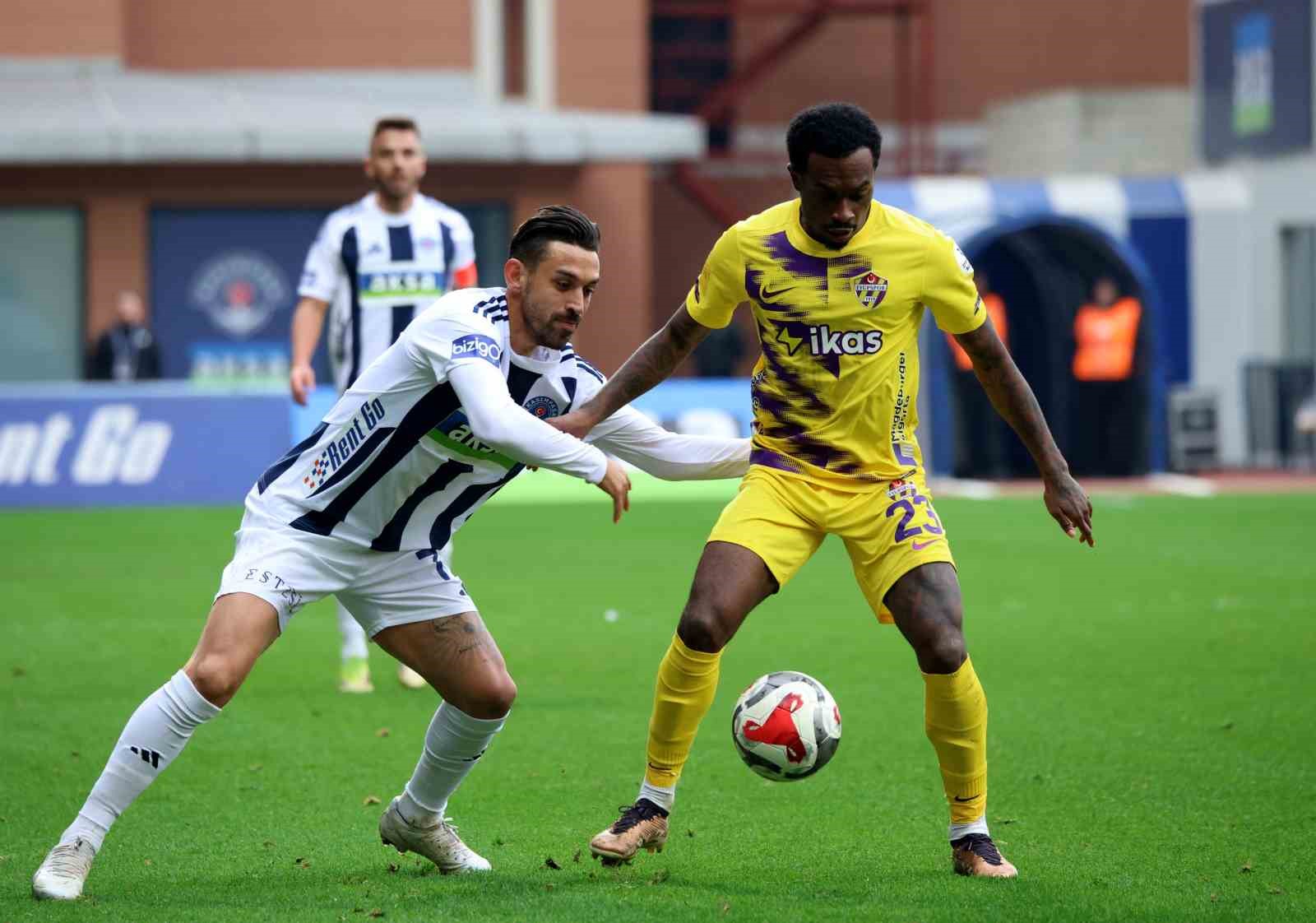Trendyol Süper Lig: Kasımpaşa: 1 - Eyüpspor: 0 (İlk yarı) 6 trendyol super lig kasimpasa 1 eyupspor 0 ilk yari 2 B4KR8NAy