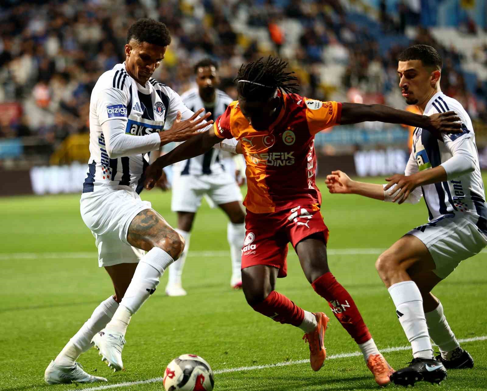 trendyol super lig kasimpasa 1 galatasaray 0 ilk yari 6 FjTFjRdF