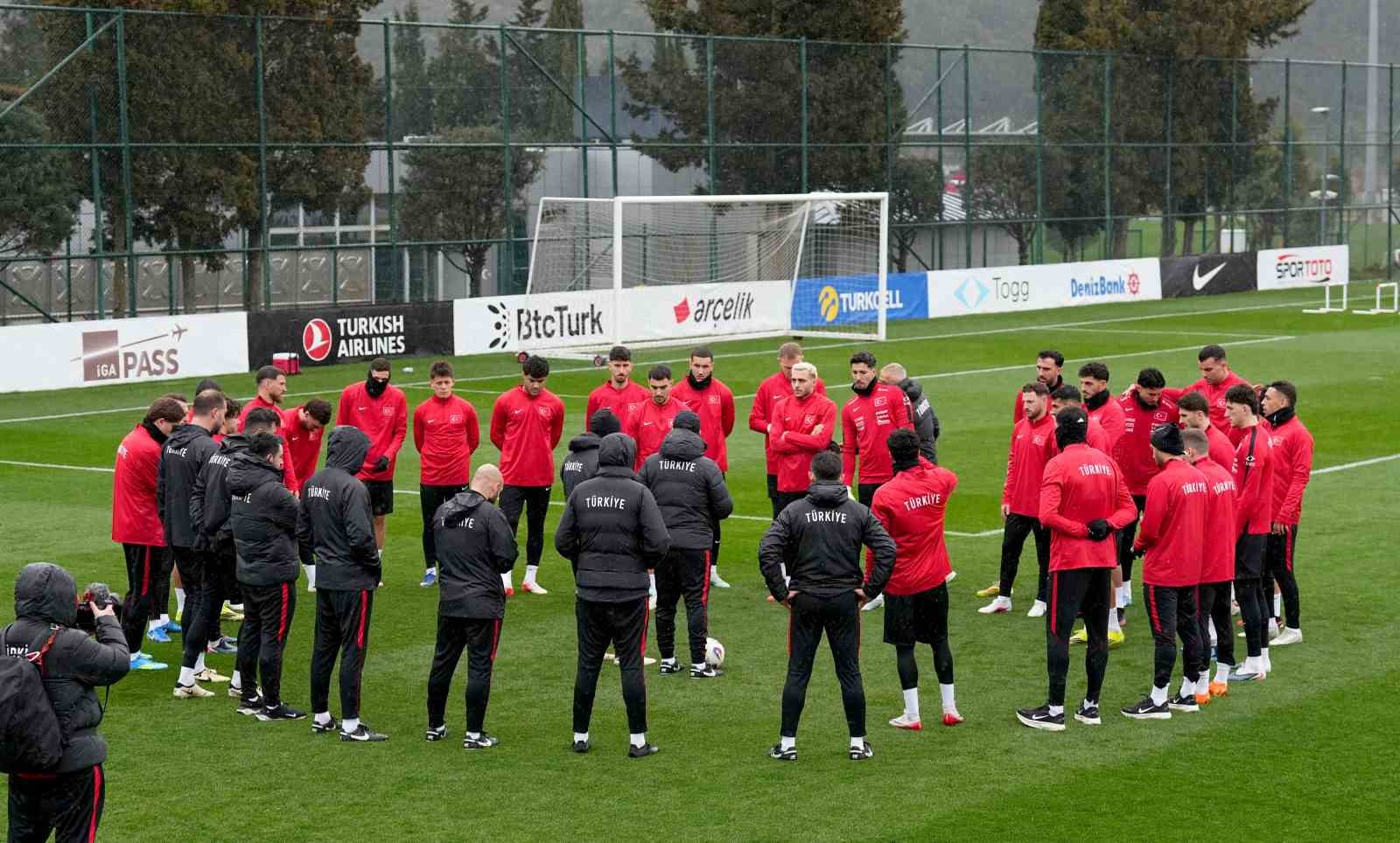 trendyol super lig kasimpasa 1 kayserispor 0 mac devam ediyor 0 Jmy8SFl8