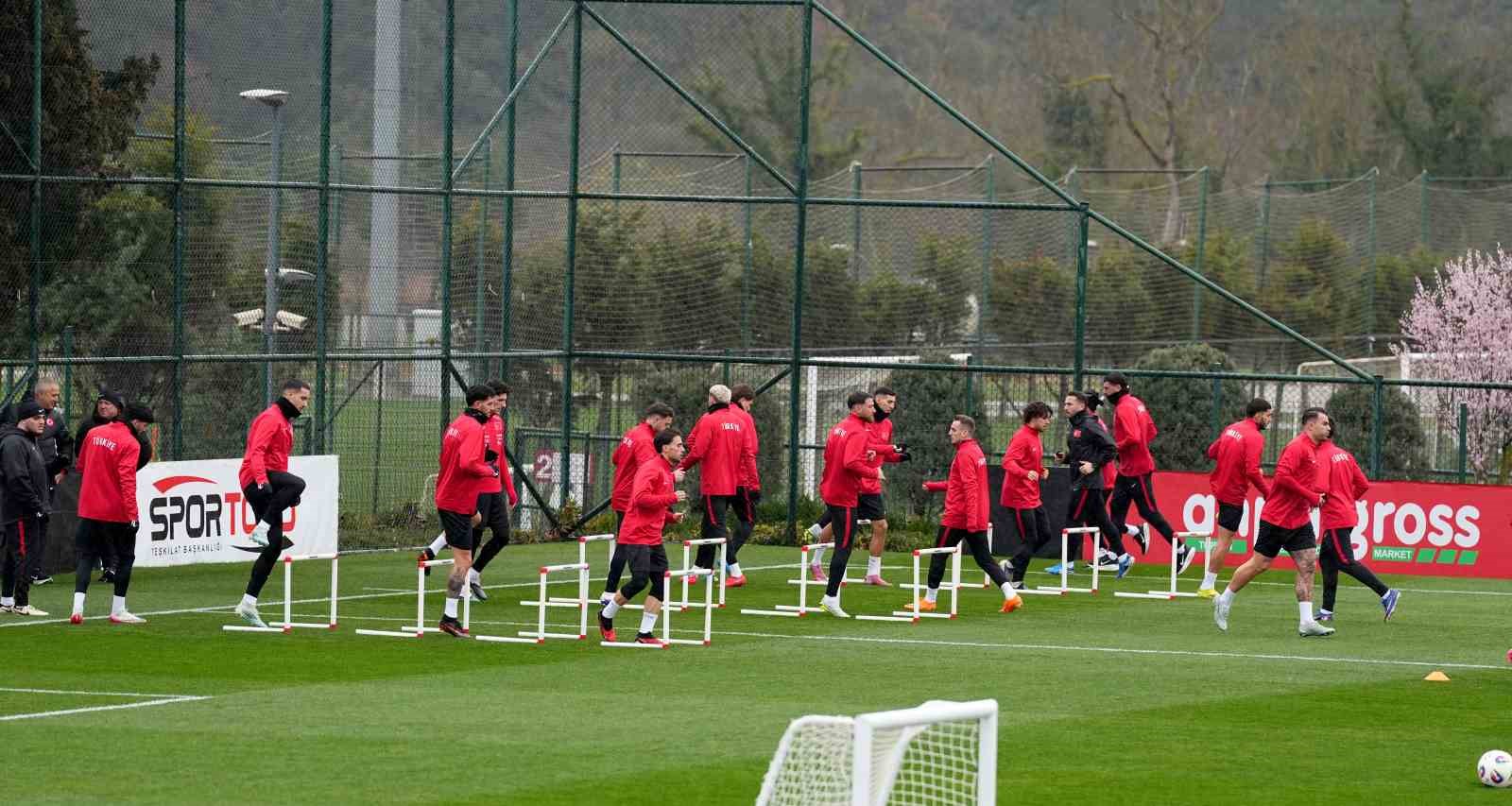trendyol super lig kasimpasa 1 kayserispor 0 mac devam ediyor 1 fpRjvuMM