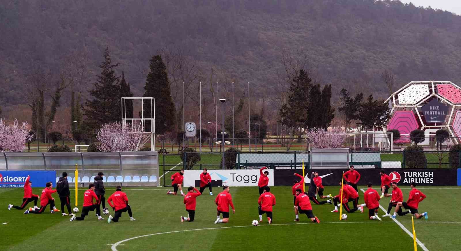 trendyol super lig kasimpasa 1 kayserispor 0 mac devam ediyor 4 X4zIjsYI