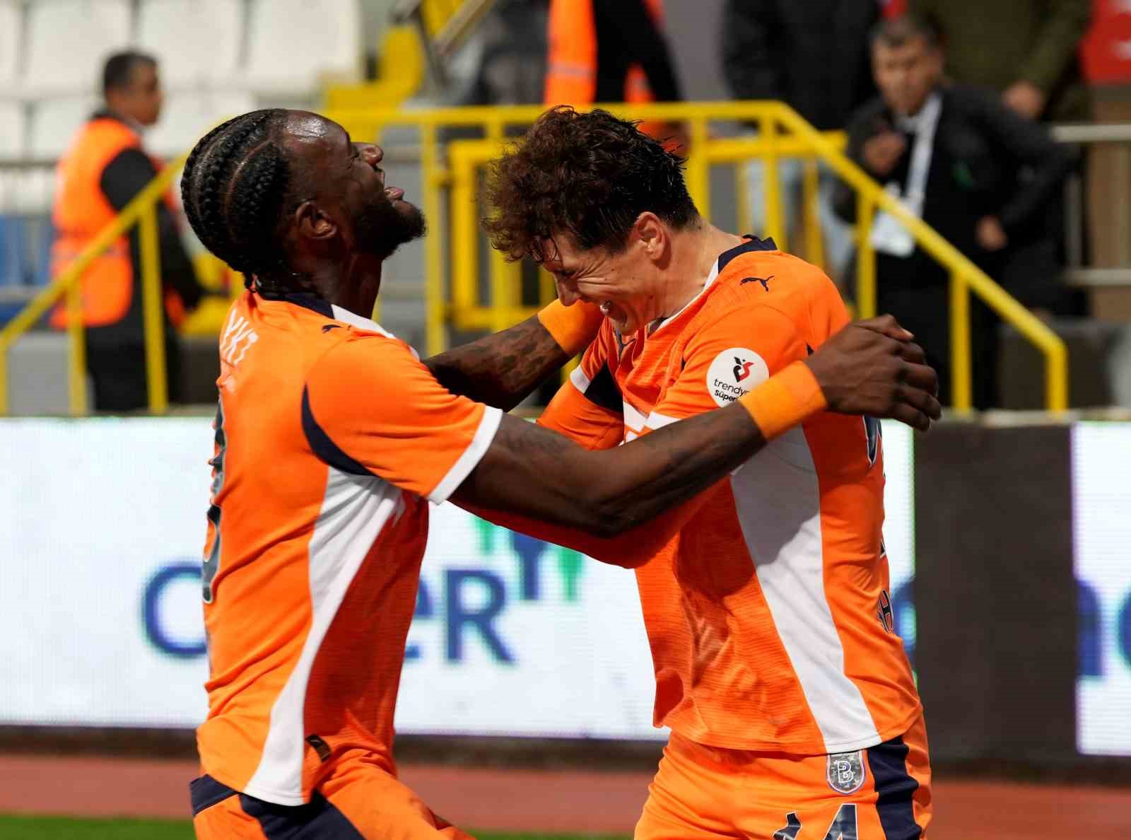 trendyol super lig kasimpasa 1 rams basaksehir 3 mac sonucu 11 7rAZAdPS
