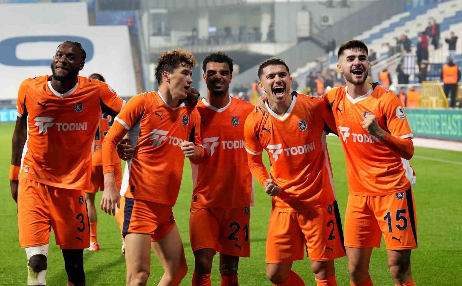 trendyol super lig kasimpasa 1 rams basaksehir 3 mac sonucu 15 7YzusIwA