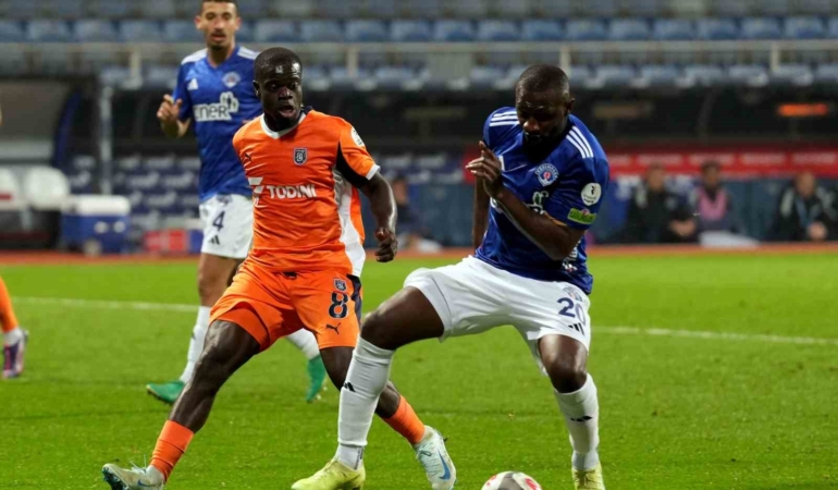 trendyol-super-lig-kasimpasa-1-rams-basaksehir-3-mac-sonucu-yzc8WPyf.jpg