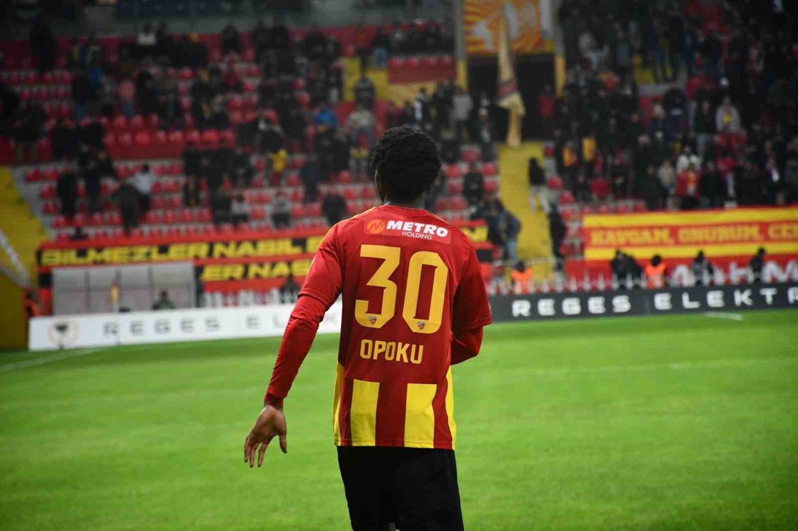 Trendyol Süper Lig: Kayserispor: 0 - Alanyaspor: 0 (İlk yarı) 10 trendyol super lig kayserispor 0 alanyaspor 0 ilk yari 6 FVikLUN1