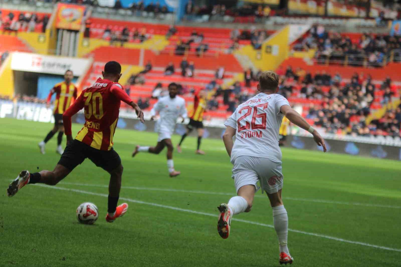 Trendyol Süper Lig: Kayserispor: 0 - Antalyaspor: 0 (Maç devam ediyor) 13 trendyol super lig kayserispor 0 antalyaspor 0 mac devam ediyor 9