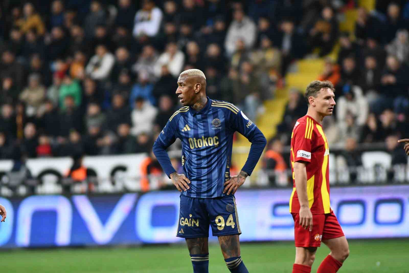Trendyol Süper Lig: Kayserispor: 0 - Fenerbahçe: 1 (İlk yarı) 17 trendyol super lig kayserispor 0 fenerbahce 1 ilk yari 13 hsMVunHv