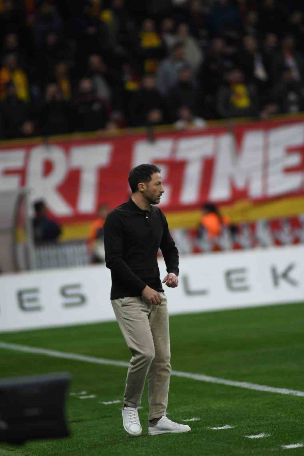 Trendyol Süper Lig: Kayserispor: 0 - Fenerbahçe: 1 (İlk yarı) 32 trendyol super lig kayserispor 0 fenerbahce 1 ilk yari 28 1PzhOBwk
