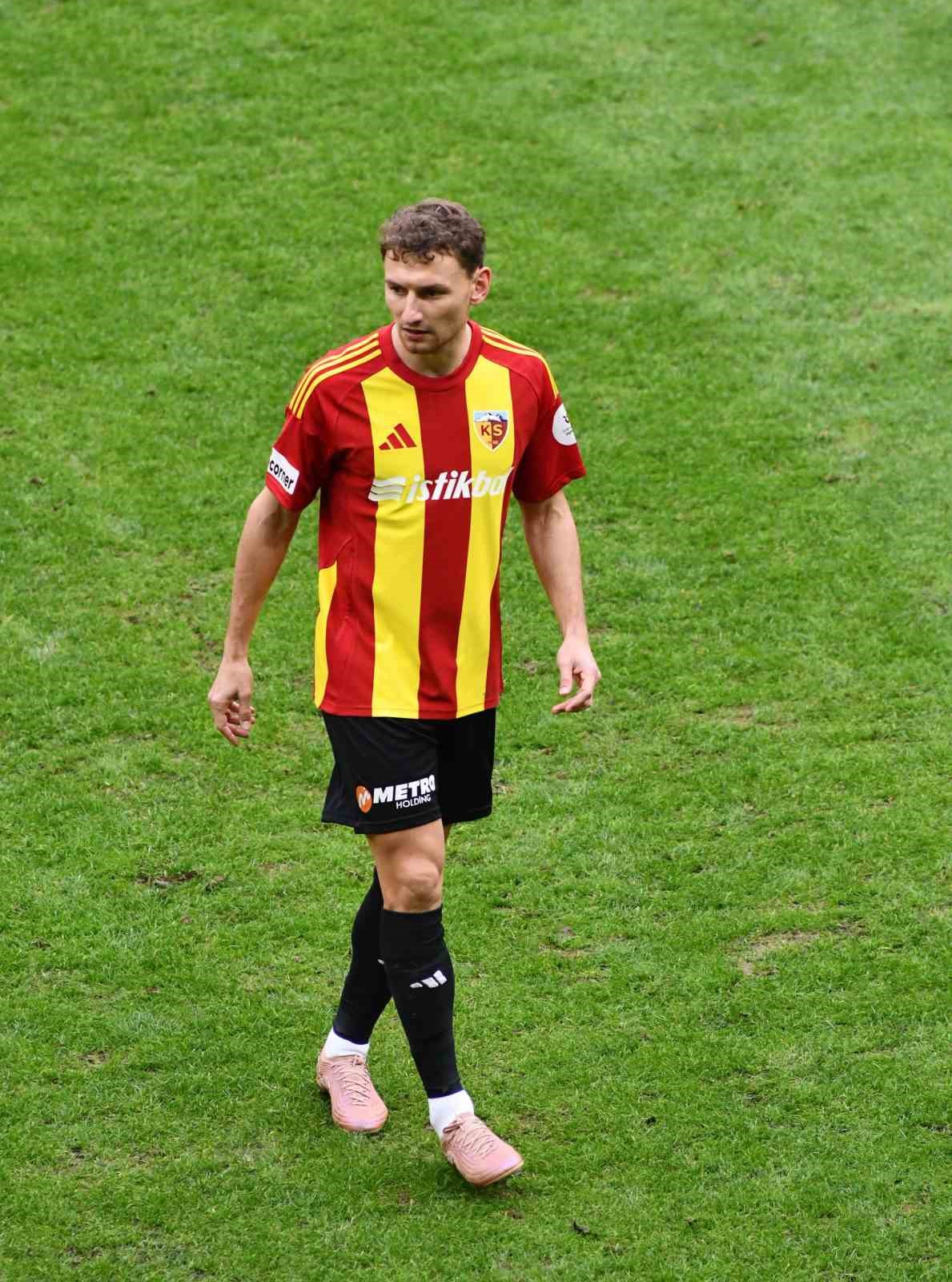 trendyol super lig kayserispor 0 kocaelispor 0 ilk yari 17 LZNYsmIB