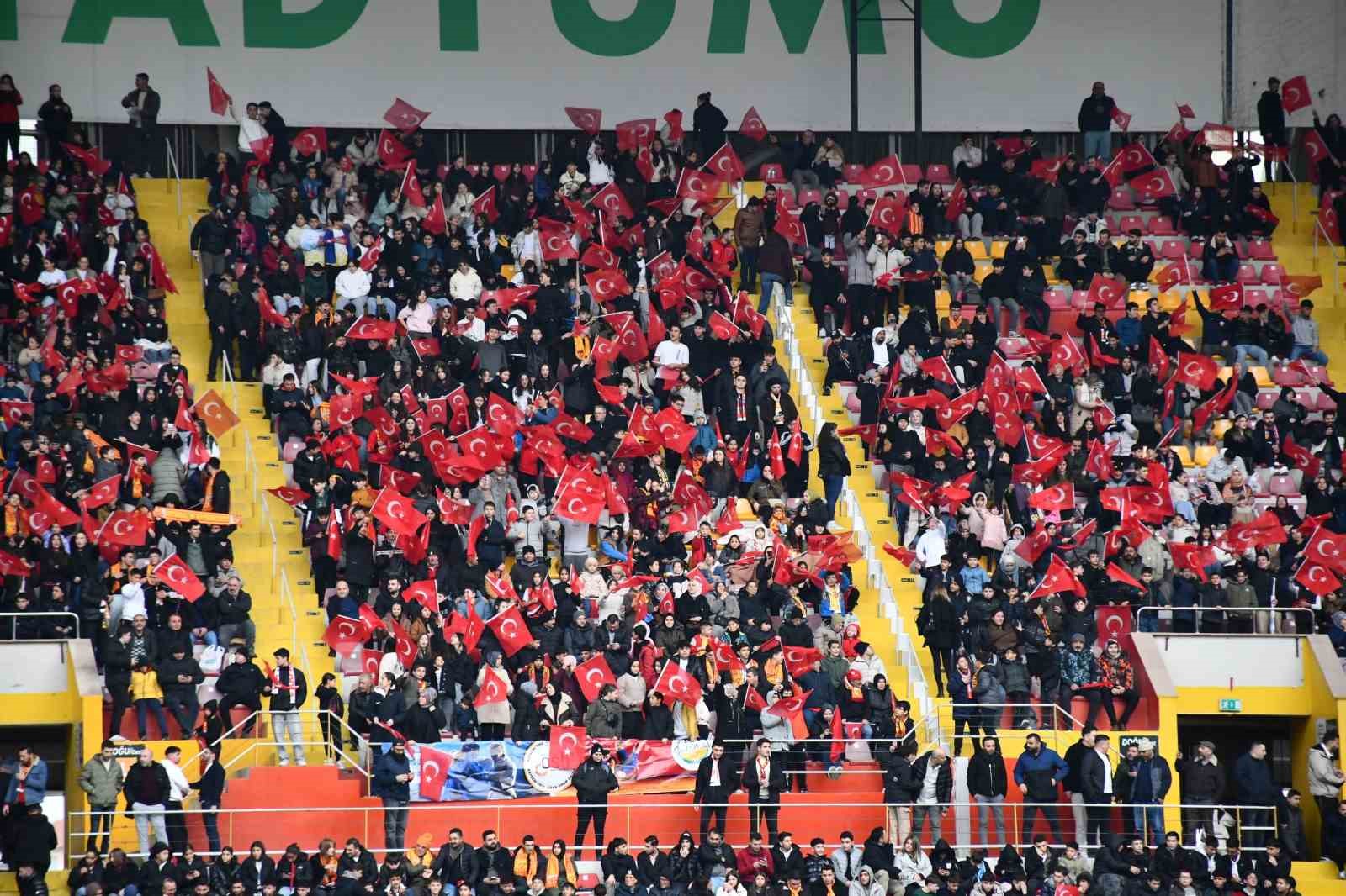 trendyol super lig kayserispor 0 kocaelispor 0 ilk yari 4 jMMWq7f9