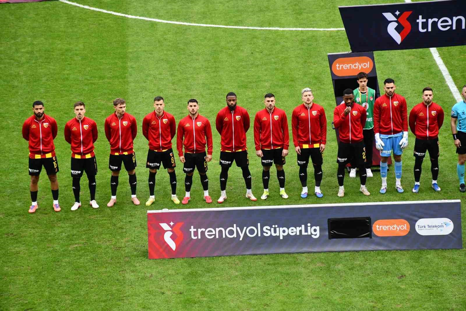 trendyol super lig kayserispor 0 kocaelispor 0 ilk yari 6 VBKqSYLg