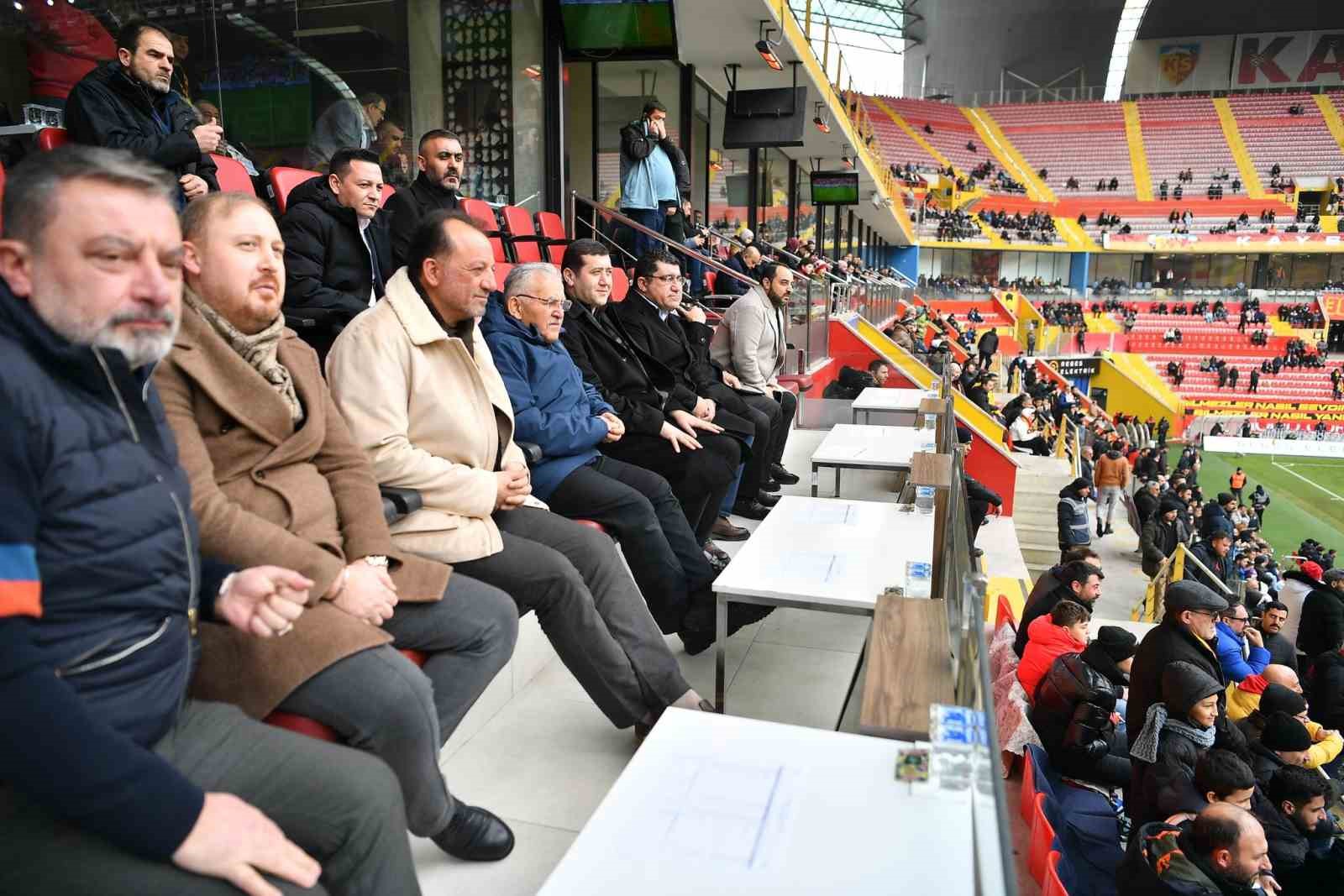 trendyol super lig kayserispor 0 rams basaksehir 1 ilk yari 1 qm5qvagI