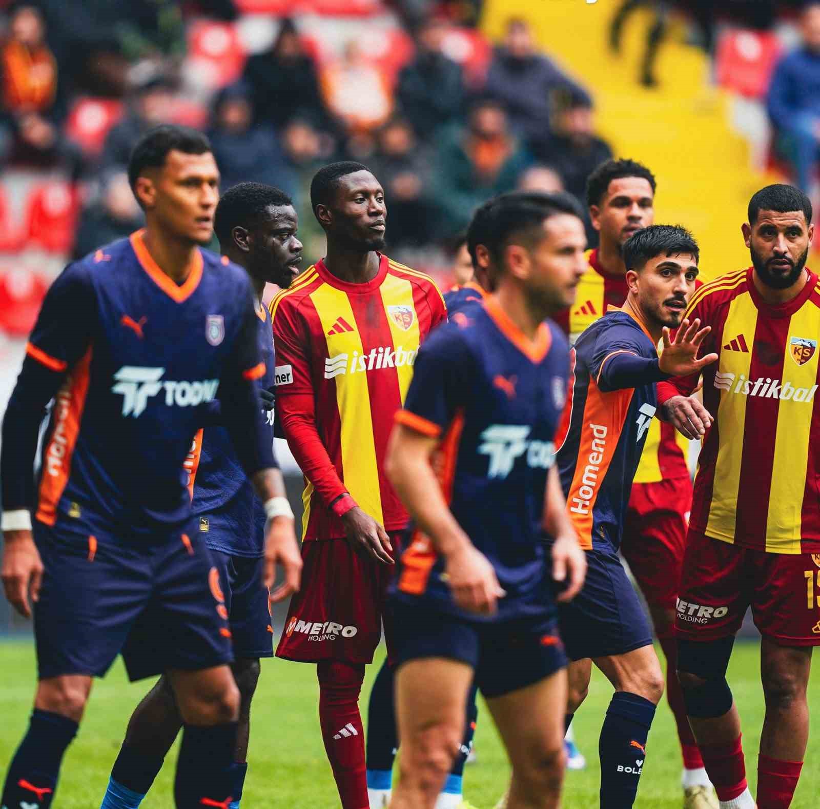 trendyol super lig kayserispor 0 rams basaksehir 1 ilk yari 3 UaTO4CtH
