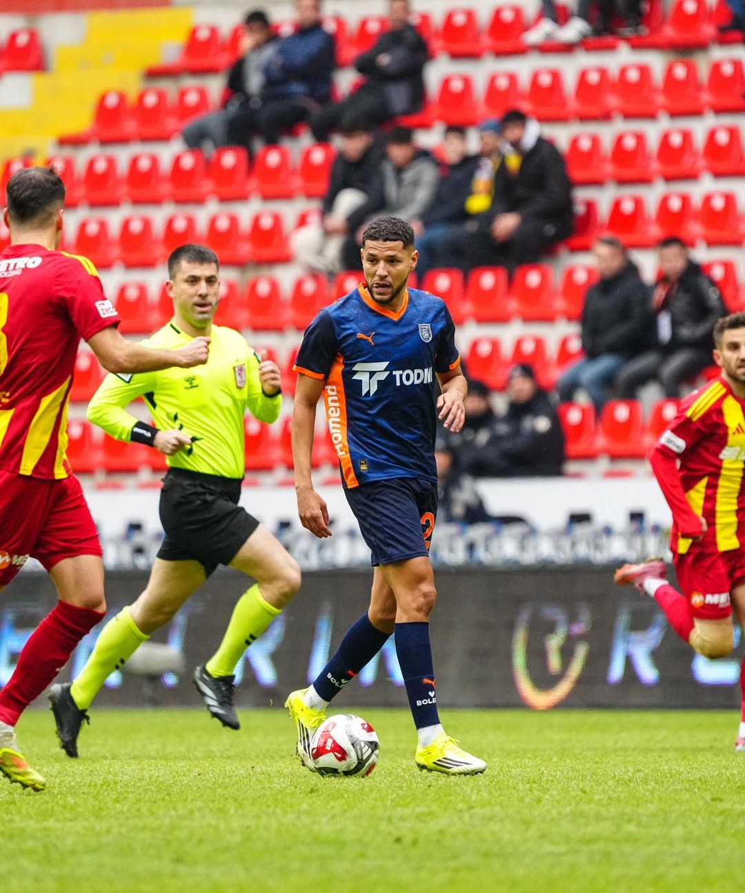 trendyol super lig kayserispor 0 rams basaksehir 1 ilk yari 7 NY45976w