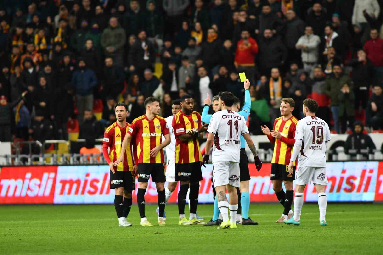 Trendyol Süper Lig: Kayserispor: 0 - Trabzonspor: 2 (İlk yarı) 20 trendyol super lig kayserispor 0 trabzonspor 2 ilk yari 16 fN5ENlb3