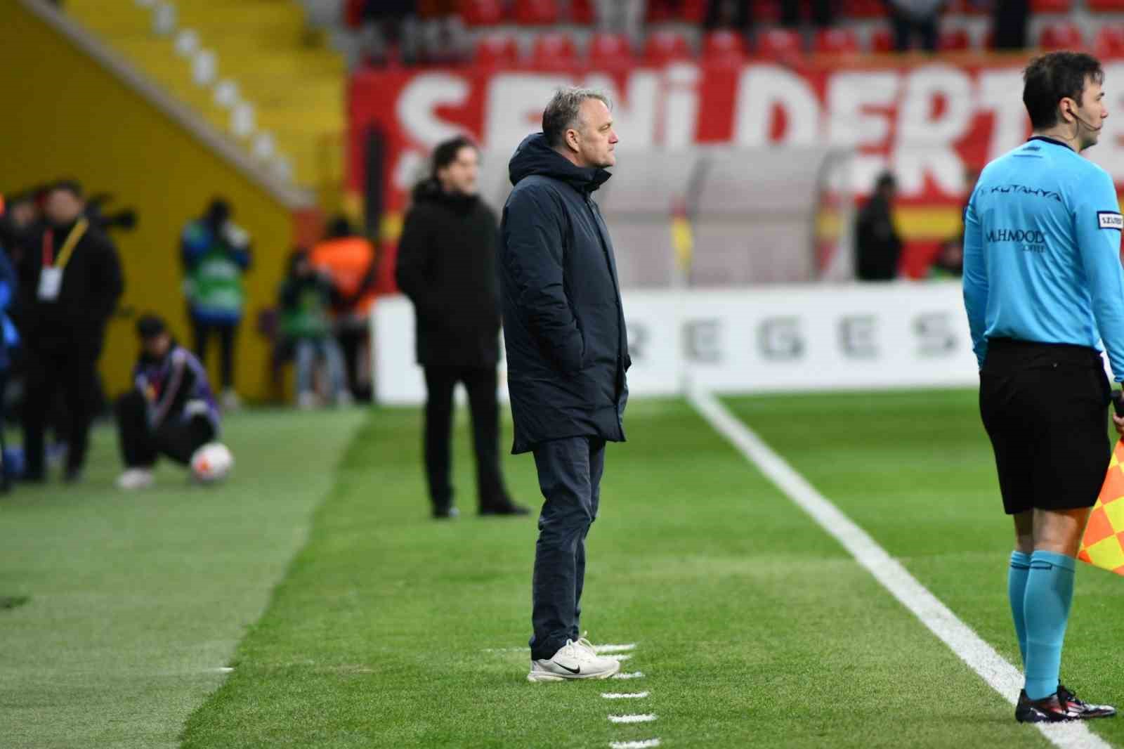 Trendyol Süper Lig: Kayserispor: 0 - Trabzonspor: 2 (İlk yarı) 7 trendyol super lig kayserispor 0 trabzonspor 2 ilk yari 3 JugtNdQT