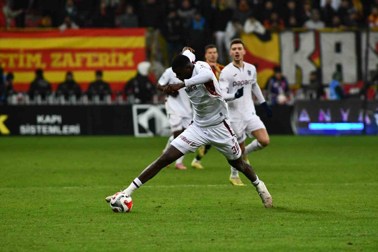 Trendyol Süper Lig: Kayserispor: 1 - Trabzonspor: 3 (Maç sonucu) 17 trendyol super lig kayserispor 1 trabzonspor 3 mac sonucu 13 d7qgrswF