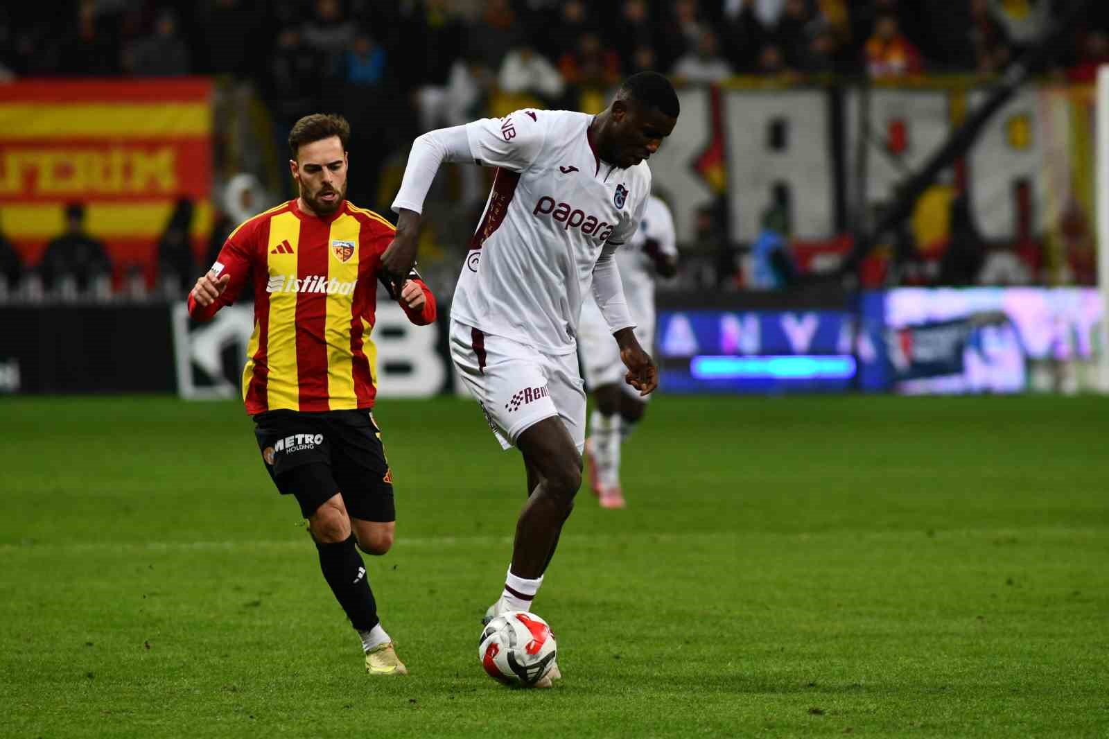 Trendyol Süper Lig: Kayserispor: 1 - Trabzonspor: 3 (Maç sonucu) 19 trendyol super lig kayserispor 1 trabzonspor 3 mac sonucu 15 239hJaTk