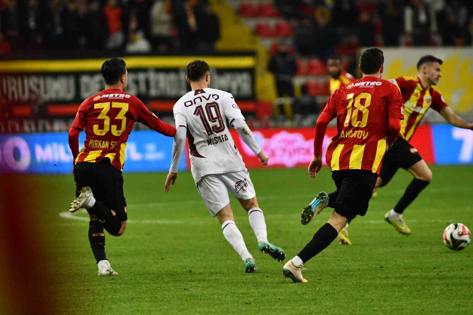 Trendyol Süper Lig: Kayserispor: 1 - Trabzonspor: 3 (Maç sonucu) 6 trendyol super lig kayserispor 1 trabzonspor 3 mac sonucu 2
