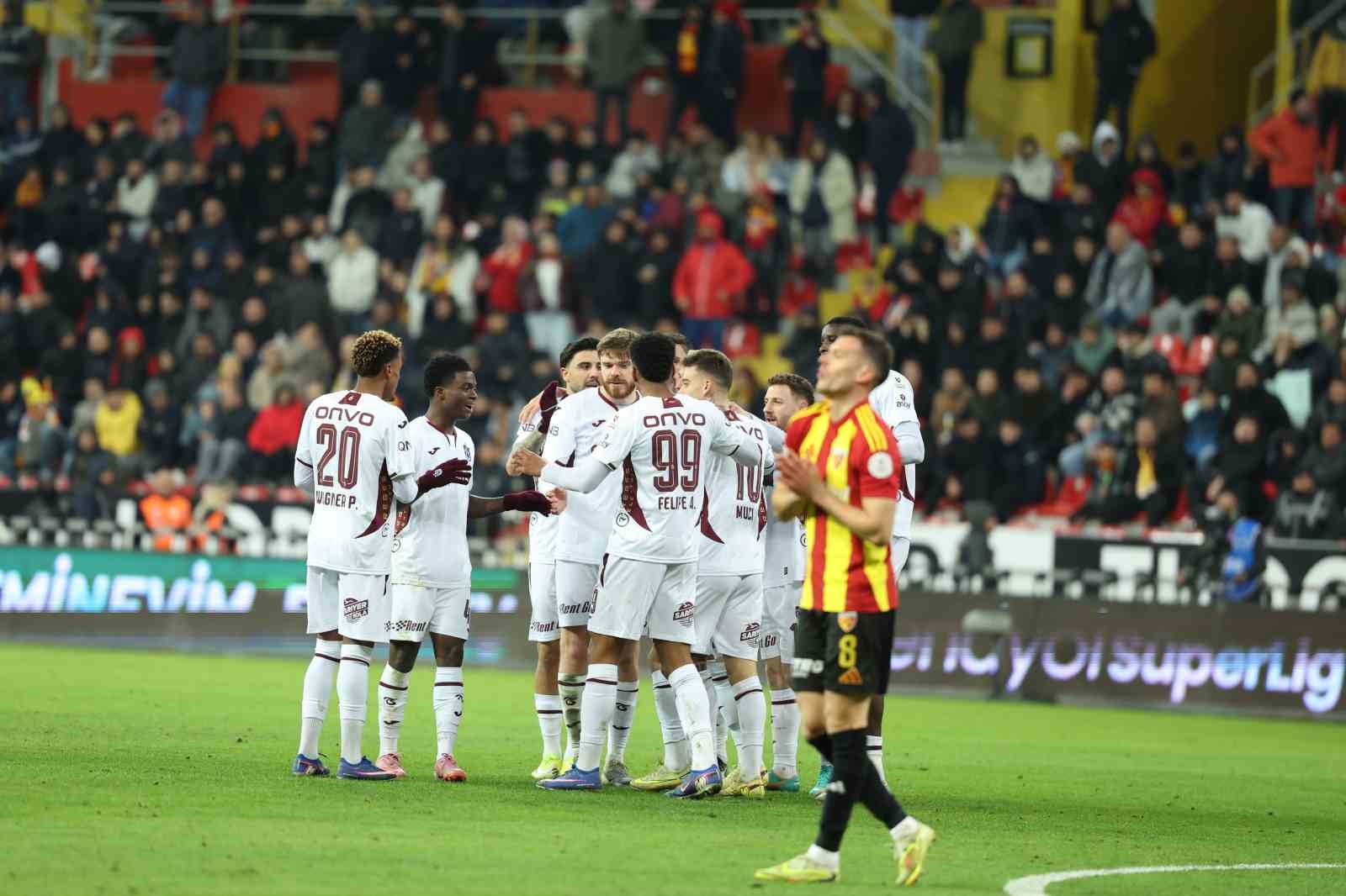 Trendyol Süper Lig: Kayserispor: 1 - Trabzonspor: 3 (Maç sonucu) 27 trendyol super lig kayserispor 1 trabzonspor 3 mac sonucu 23 J7hPPeEk