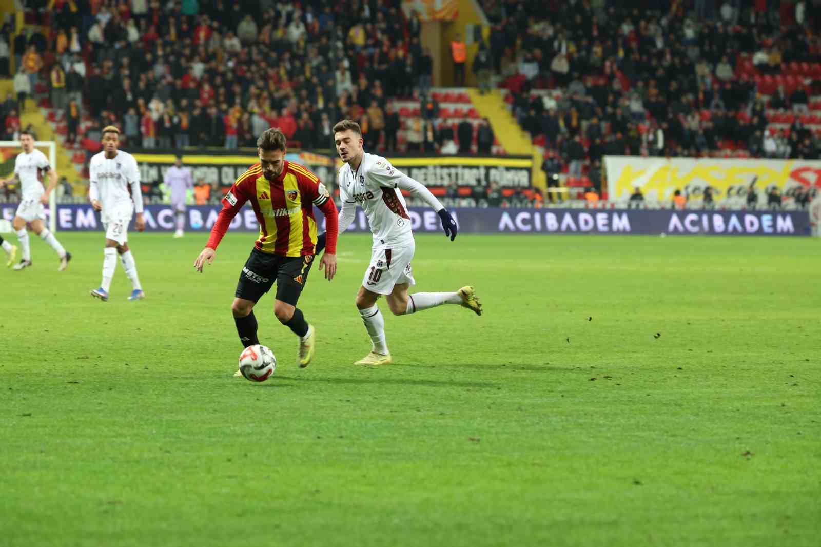 Trendyol Süper Lig: Kayserispor: 1 - Trabzonspor: 3 (Maç sonucu) 29 trendyol super lig kayserispor 1 trabzonspor 3 mac sonucu 25 QtXLLKum