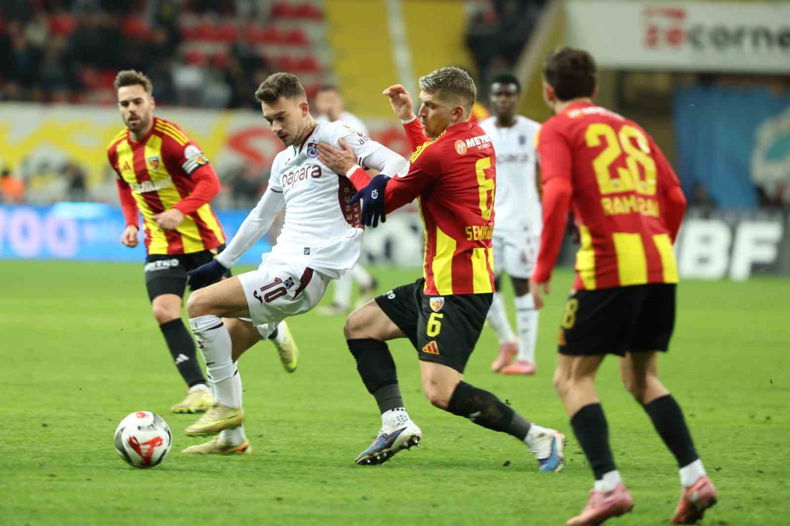 Trendyol Süper Lig: Kayserispor: 1 - Trabzonspor: 3 (Maç sonucu) 31 trendyol super lig kayserispor 1 trabzonspor 3 mac sonucu 27