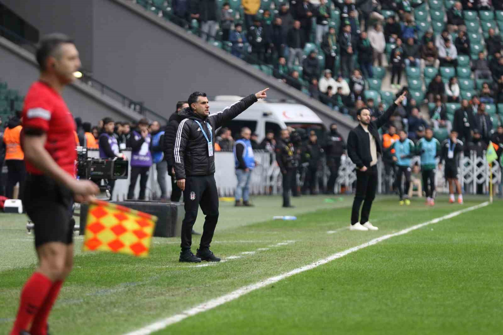 trendyol super lig kocaelispor 0 besiktas 0 mac devam ediyor 12 fV8b61fc