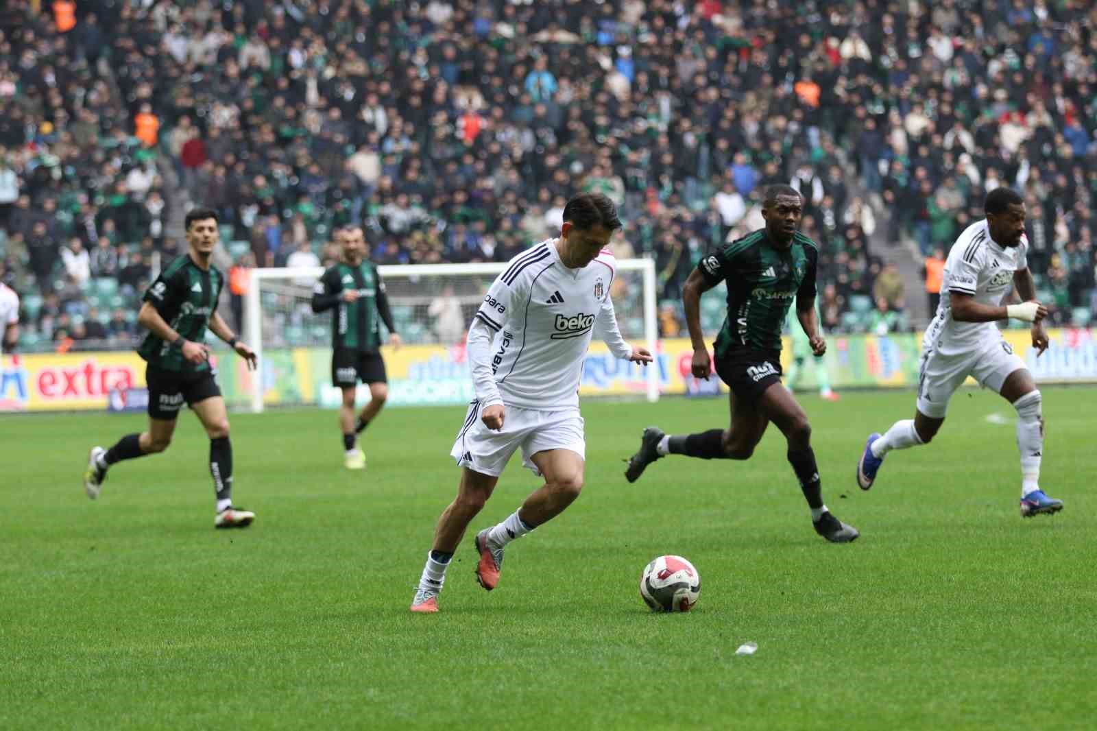 trendyol super lig kocaelispor 0 besiktas 0 mac devam ediyor 13 N222IOqD