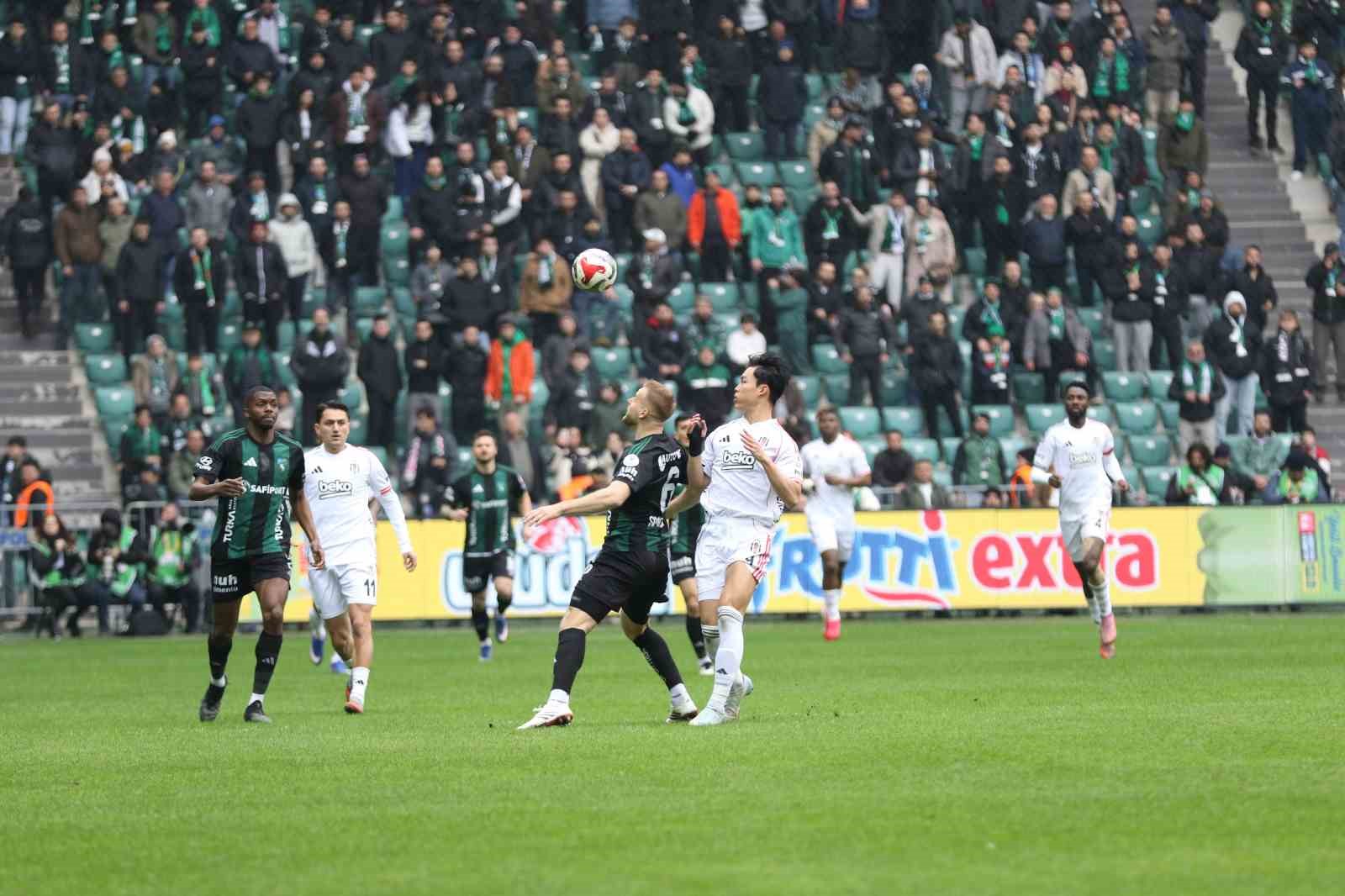 trendyol super lig kocaelispor 0 besiktas 0 mac devam ediyor 6 1ElUgh2l