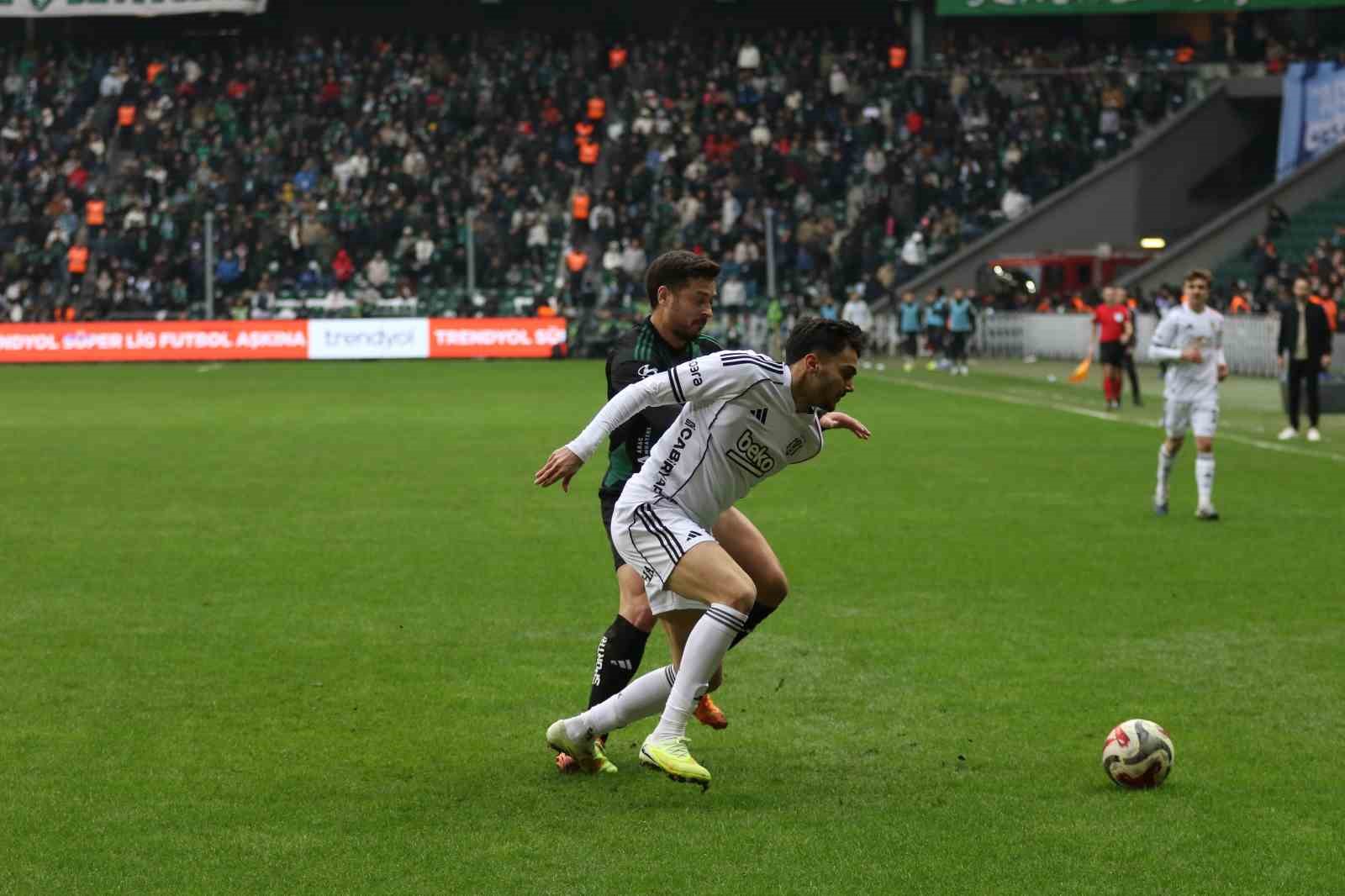trendyol super lig kocaelispor 0 besiktas 1 mac sonucu 14 GUnFrm8l