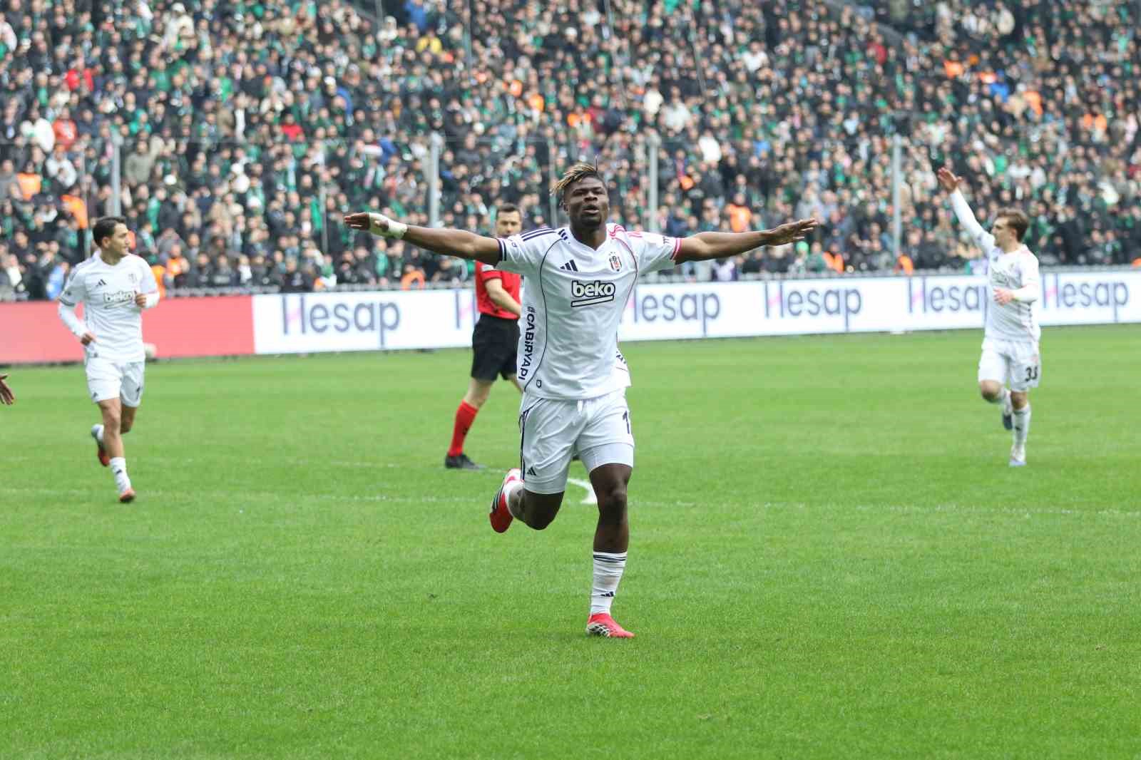trendyol super lig kocaelispor 0 besiktas 1 mac sonucu 8 jAMLMLVa
