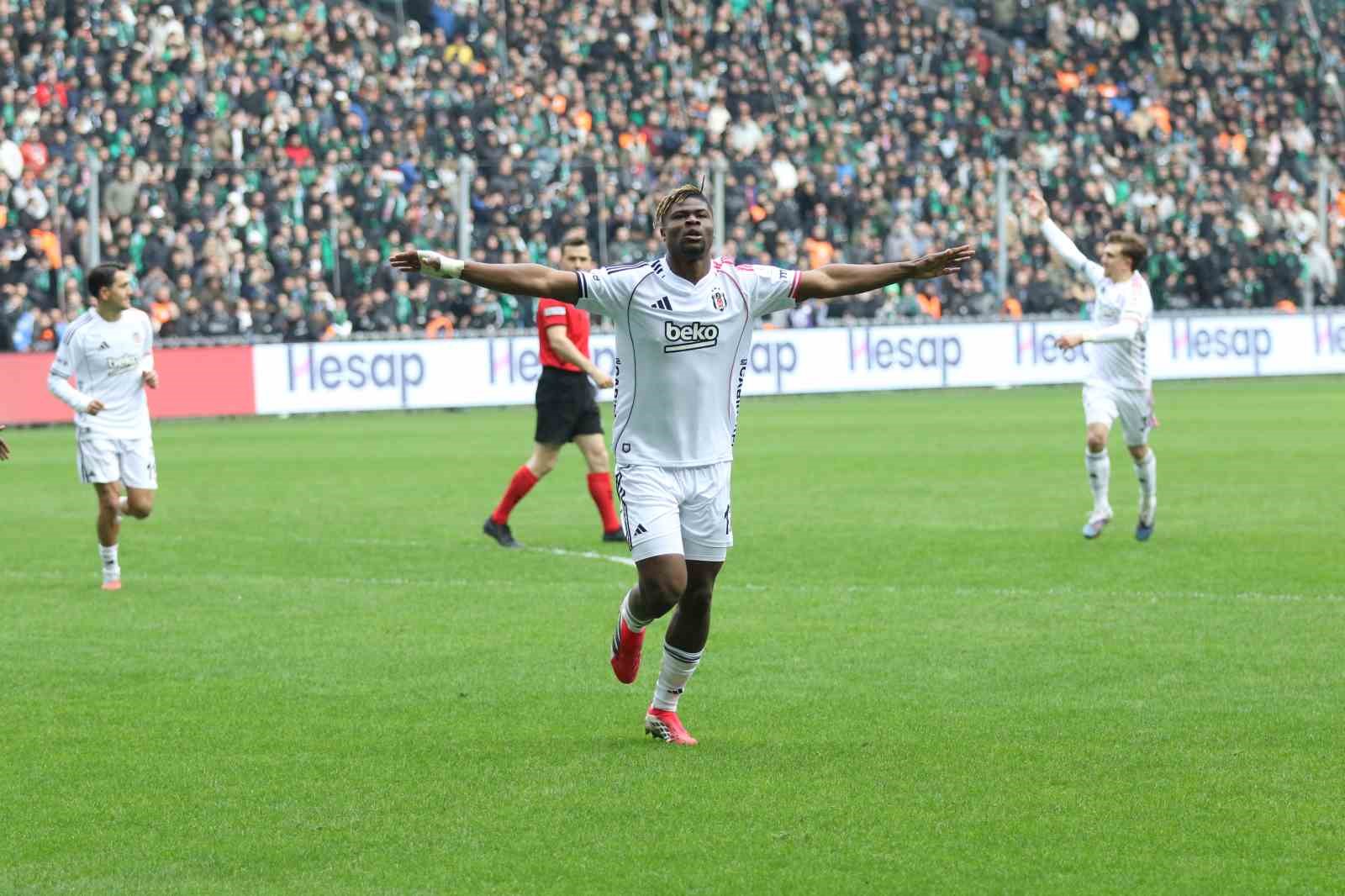 trendyol super lig kocaelispor 0 besiktas 1 mac sonucu 9 L2BAOnZV