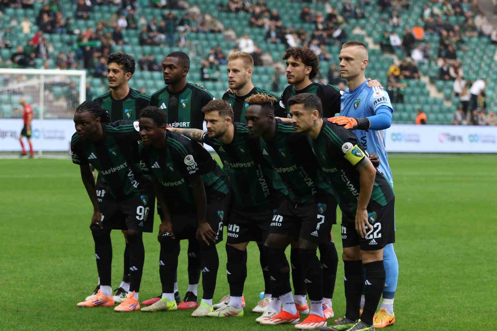 trendyol super lig kocaelispor 0 corendon alanyaspor 0 mac devam ediyor 11 94ScaFkV