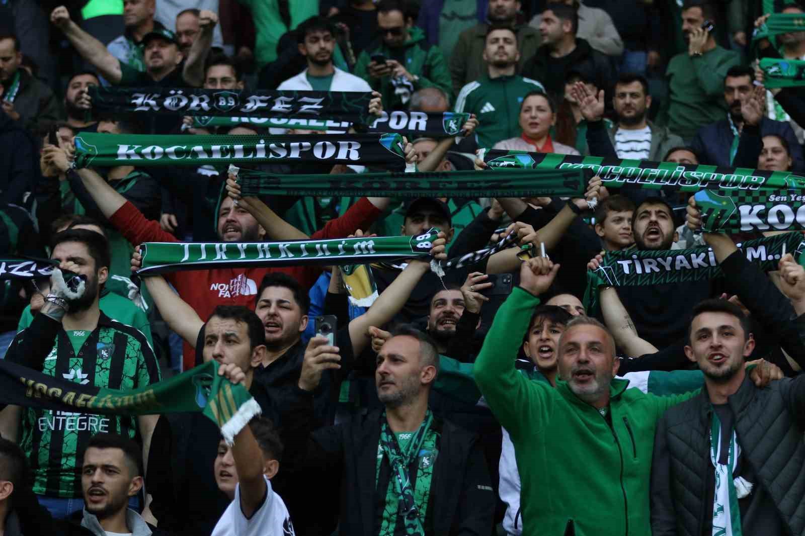 trendyol super lig kocaelispor 0 corendon alanyaspor 0 mac devam ediyor 4 pD4srzJq