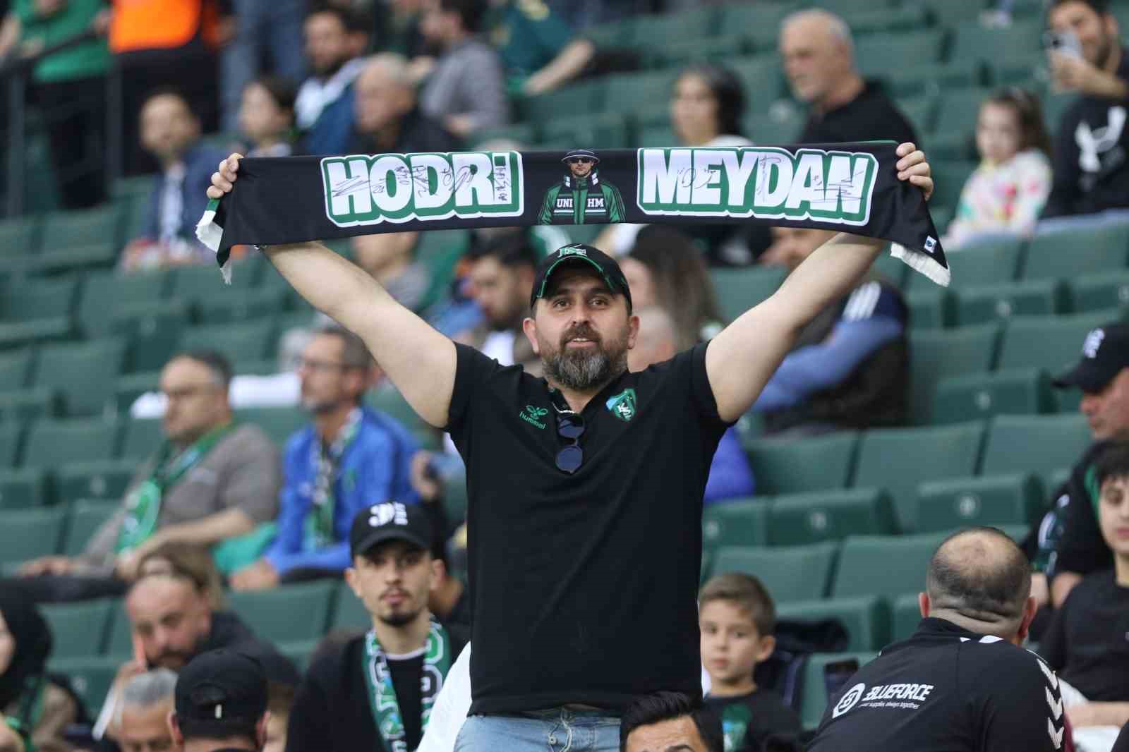 trendyol super lig kocaelispor 0 fatih karagumruk 0 mac devam ediyor 10