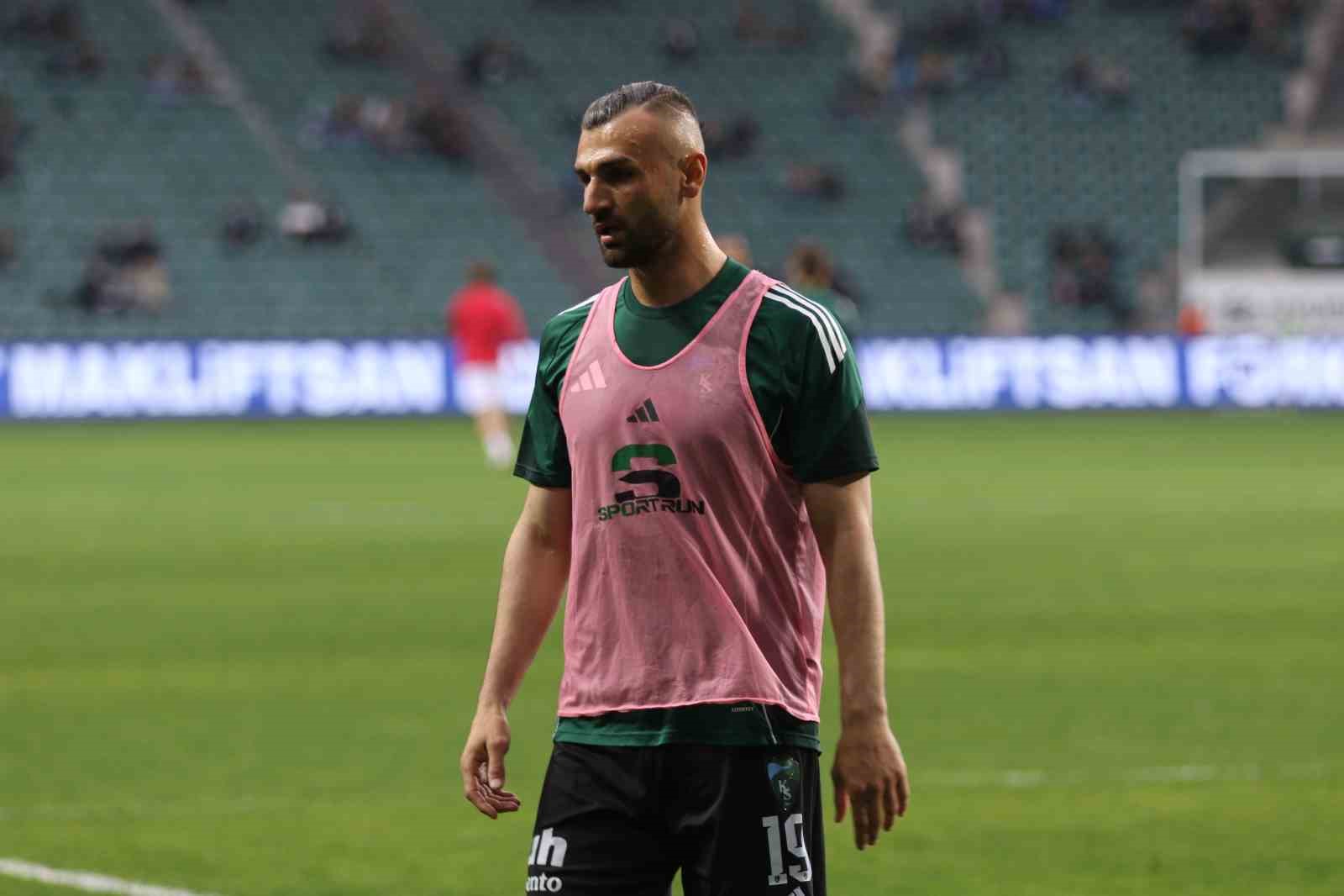 trendyol super lig kocaelispor 0 fatih karagumruk 0 mac devam ediyor 6 ujlGa2zi