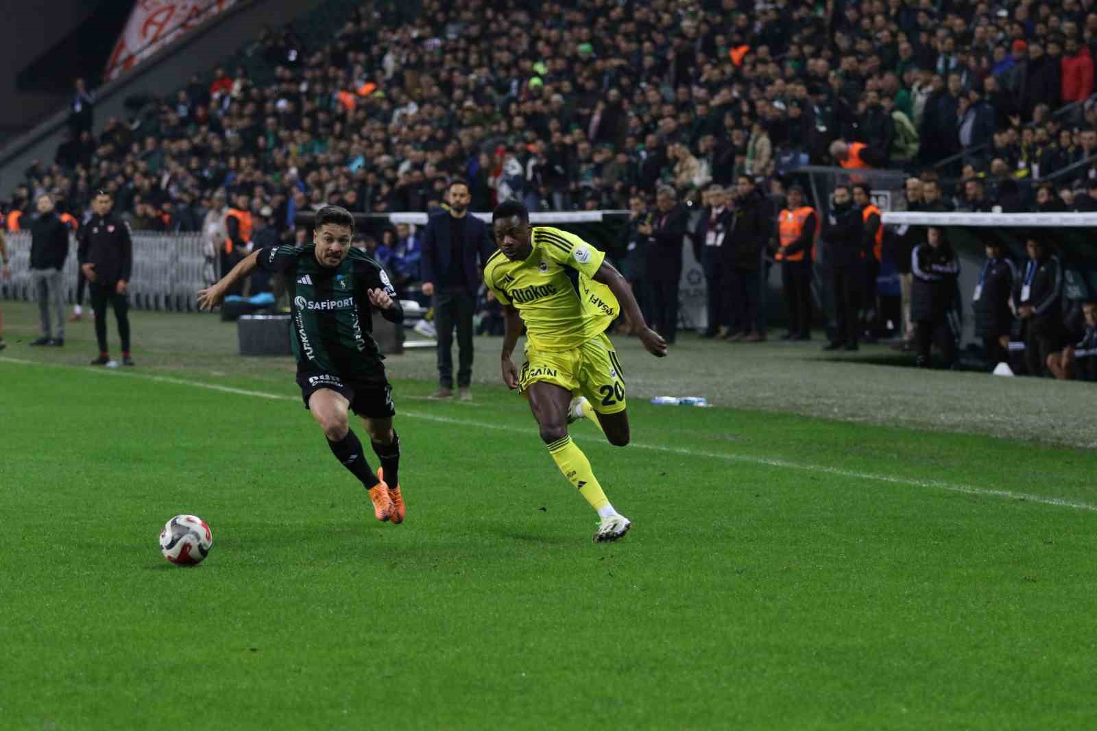 trendyol super lig kocaelispor 0 fenerbahce 0 mac devam ediyor 18