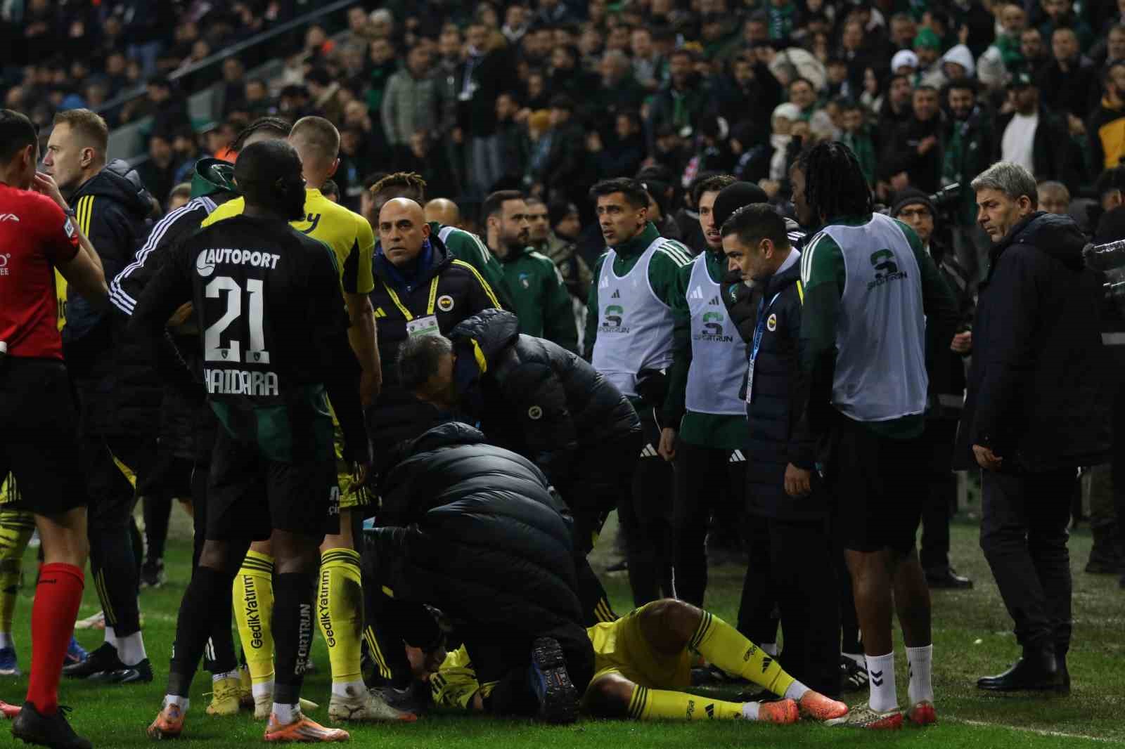 trendyol super lig kocaelispor 0 fenerbahce 1 ilk yari 22