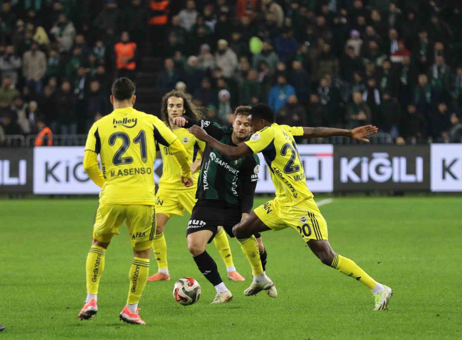 trendyol super lig kocaelispor 0 fenerbahce 1 ilk yari 7 23Mij8YV