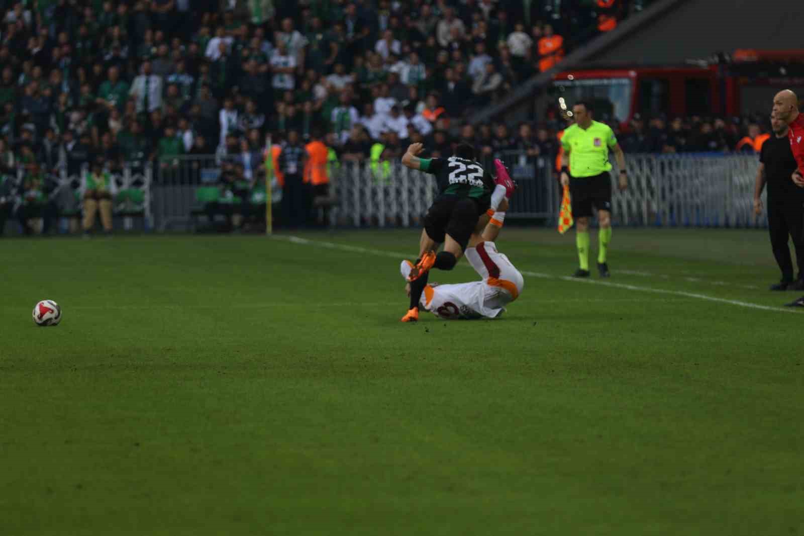trendyol super lig kocaelispor 0 galatasaray 0 mac devam ediyor 11 QXLS8mHu