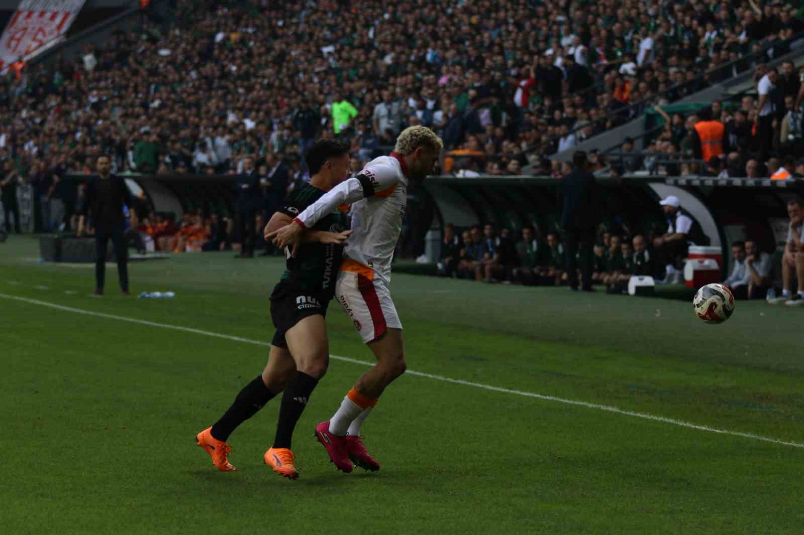 trendyol super lig kocaelispor 0 galatasaray 0 mac devam ediyor 14