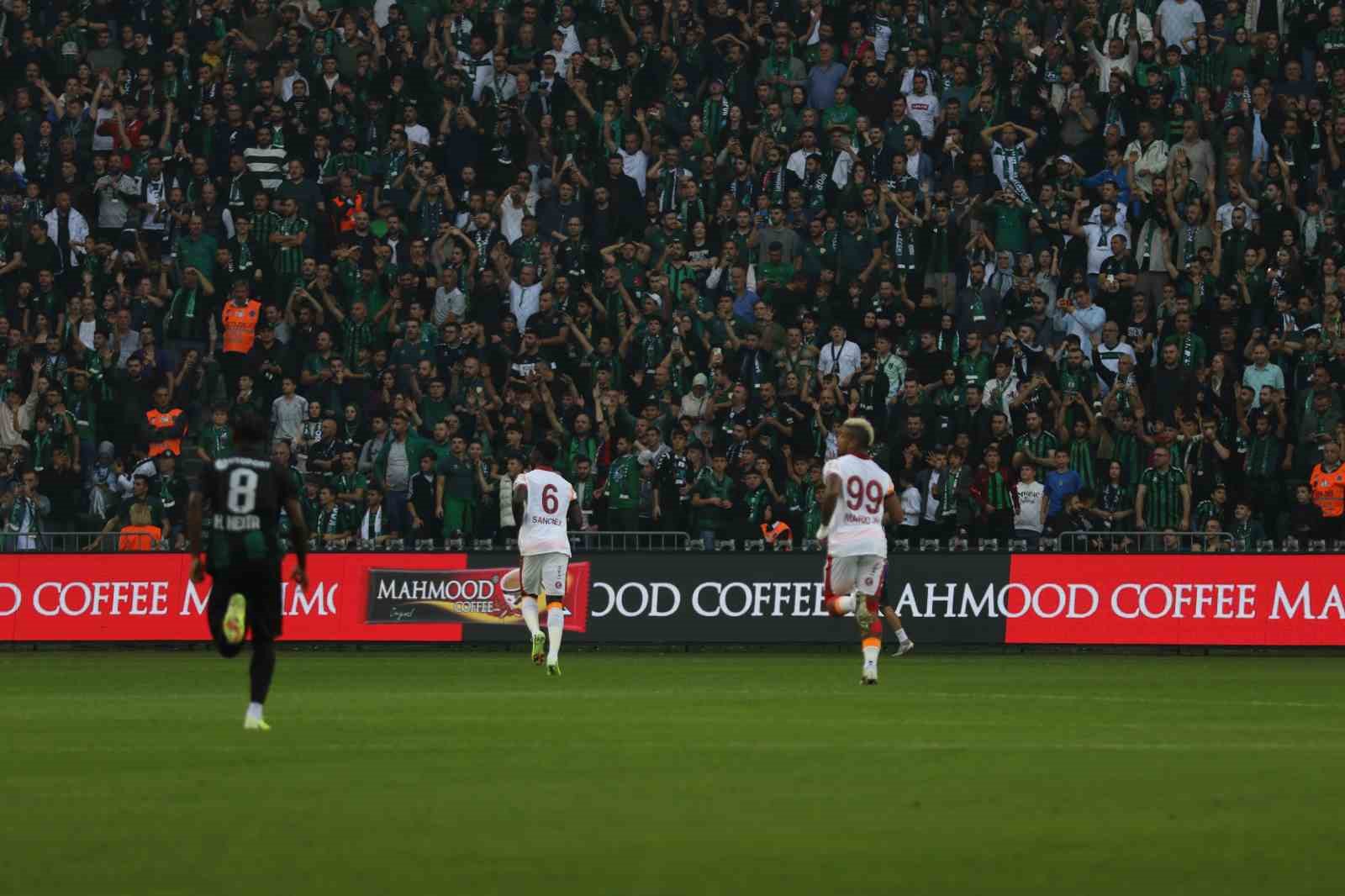 trendyol super lig kocaelispor 0 galatasaray 0 mac devam ediyor 8 jqYvXfwO