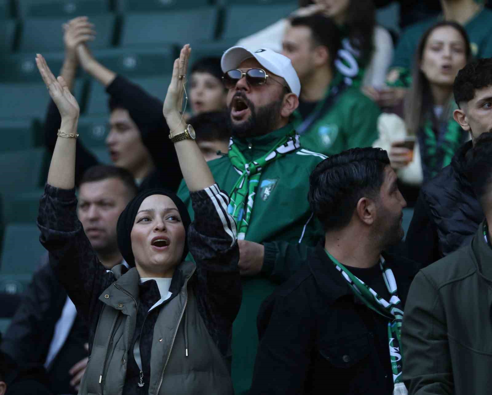 trendyol super lig kocaelispor 0 gaziantep fk 0 mac devam ediyor 3 j3UZVX5N